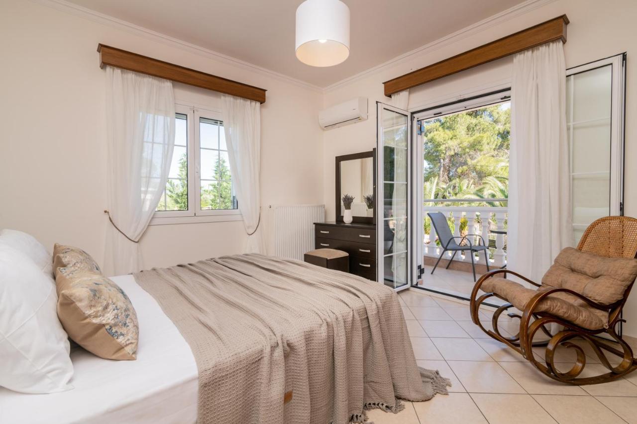 Luxury Villa Vanato & Pool Koukounariá エクステリア 写真