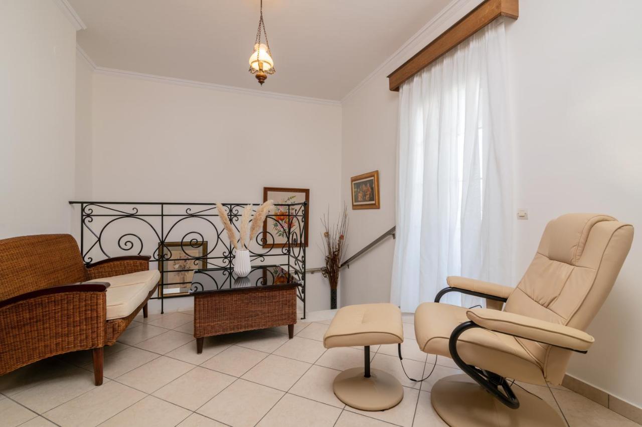 Luxury Villa Vanato & Pool Koukounariá エクステリア 写真