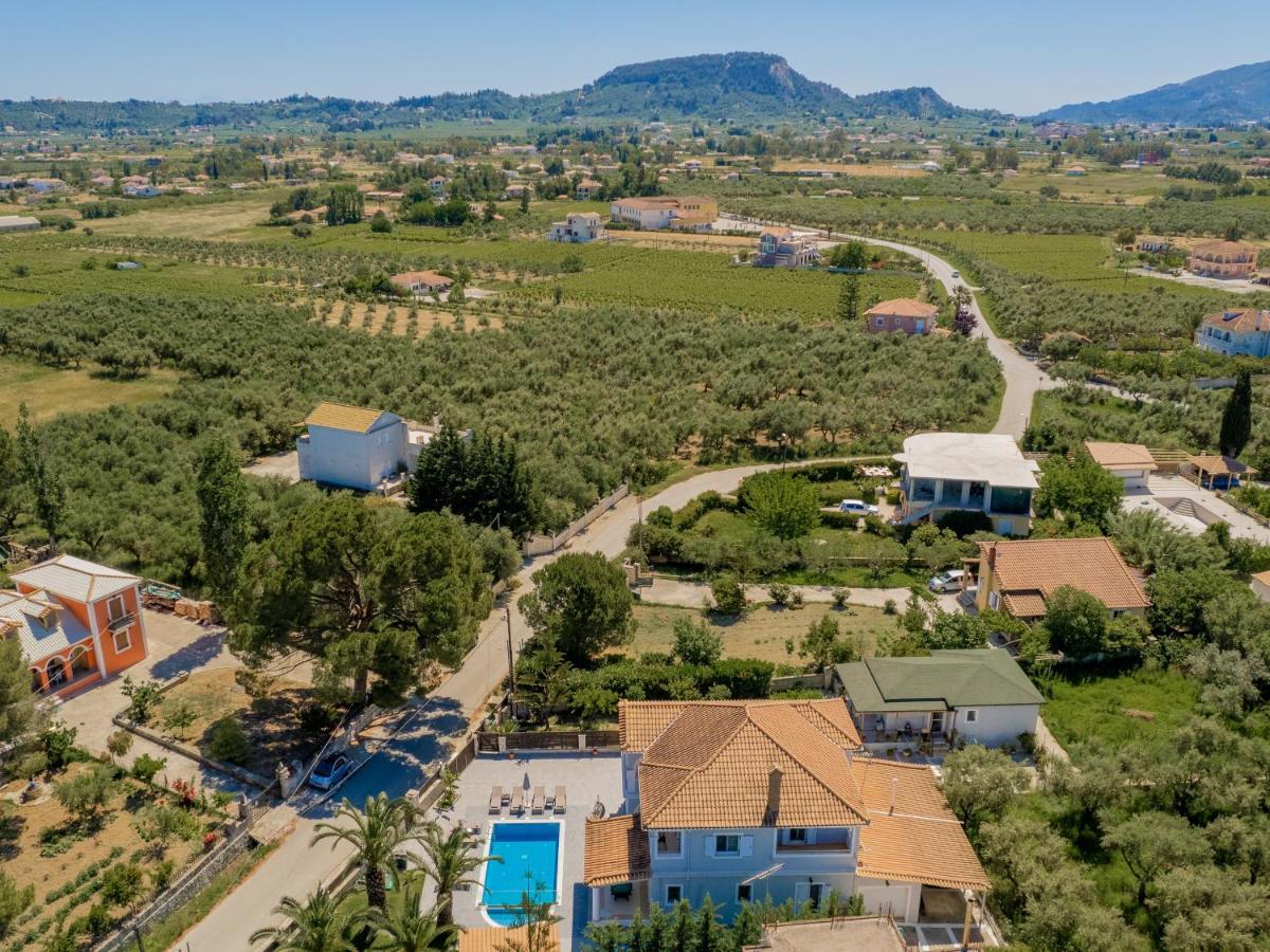 Luxury Villa Vanato & Pool Koukounariá エクステリア 写真