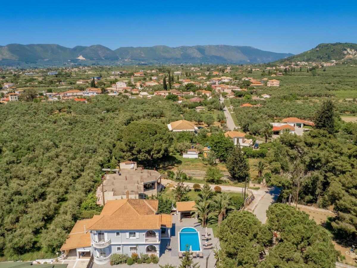 Luxury Villa Vanato & Pool Koukounariá エクステリア 写真