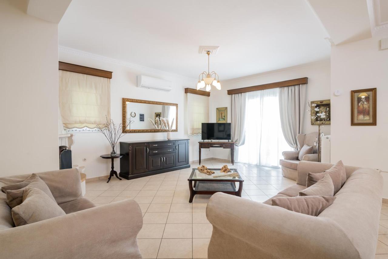 Luxury Villa Vanato & Pool Koukounariá エクステリア 写真