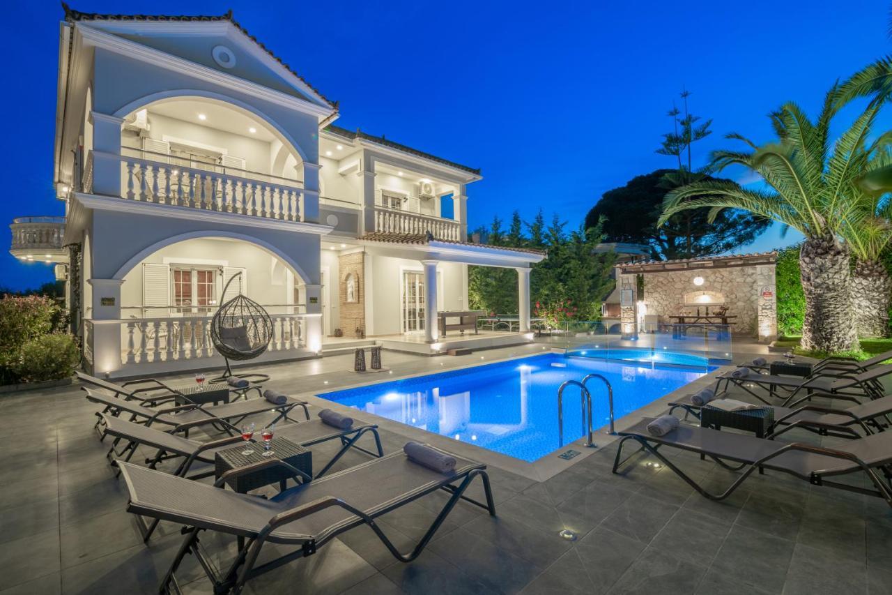Luxury Villa Vanato & Pool Koukounariá エクステリア 写真