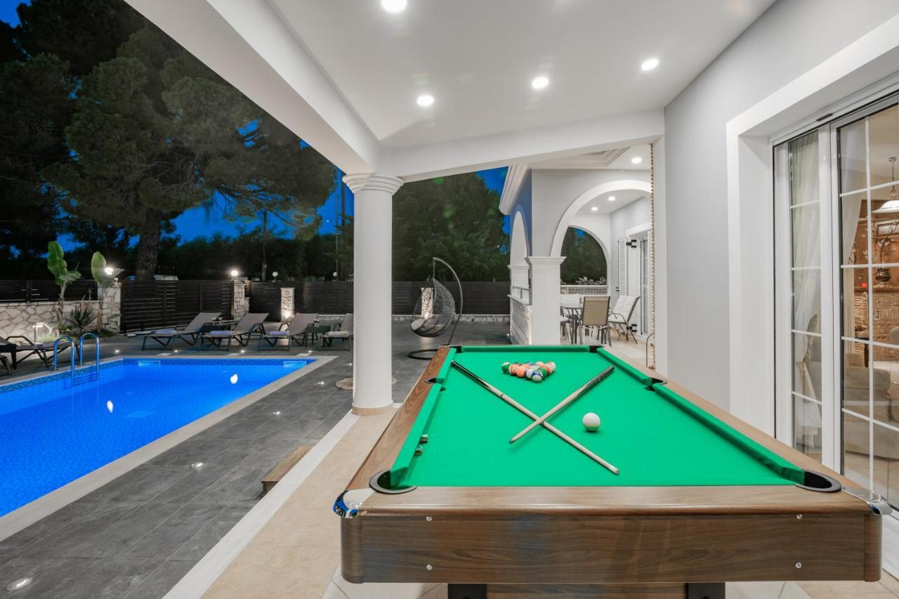 Luxury Villa Vanato & Pool Koukounariá エクステリア 写真